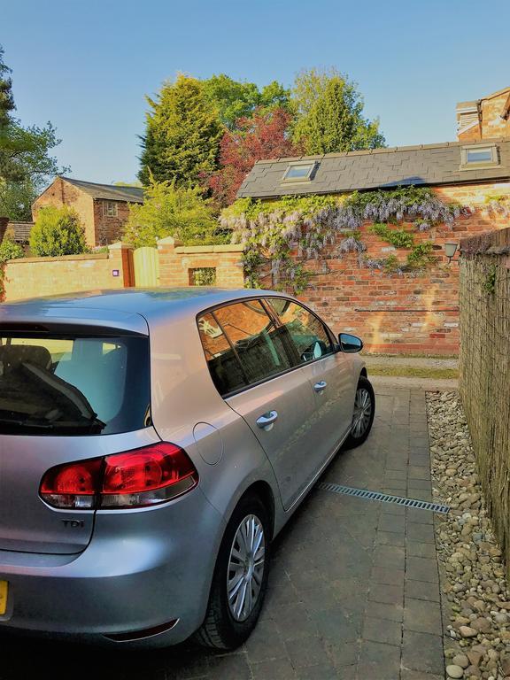Tarporley Holiday Cottage Екстер'єр фото