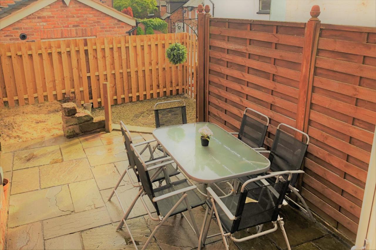 Tarporley Holiday Cottage Екстер'єр фото