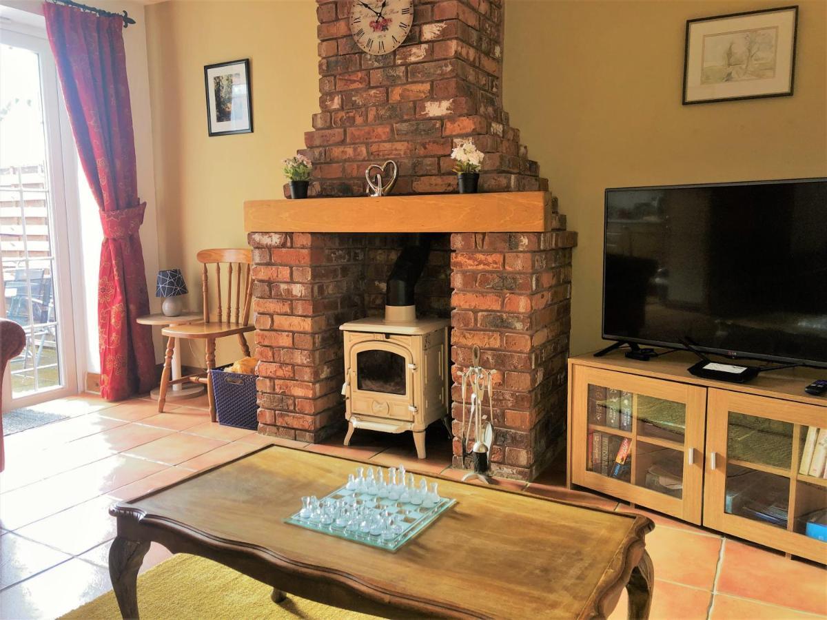 Tarporley Holiday Cottage Екстер'єр фото